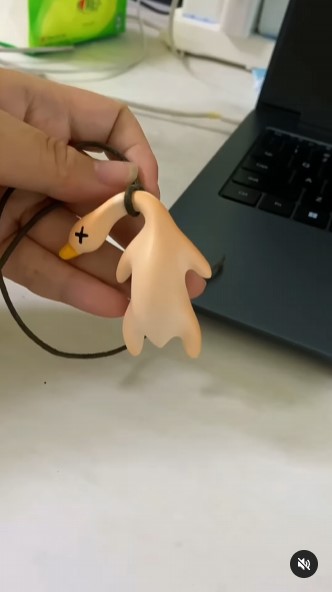 感光变色应用-UV变色烤鸭